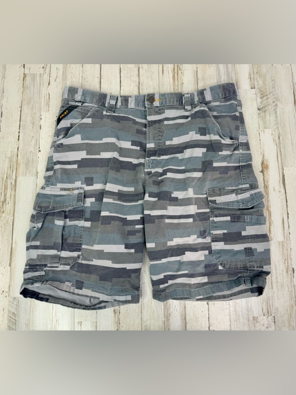 Ariat Rebar M4 Camo Cargo Shorts Mens 40 Relaxed Fit Green Gray Camouflage 10”